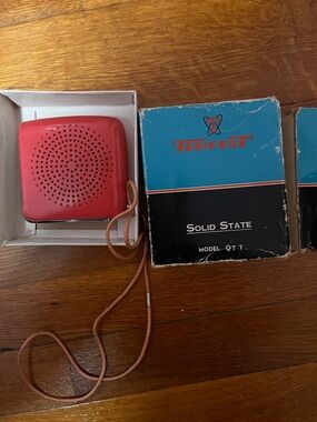 TEMPEST QT-7 Portable Solid State Radio— TEMPEST vintage RADIO